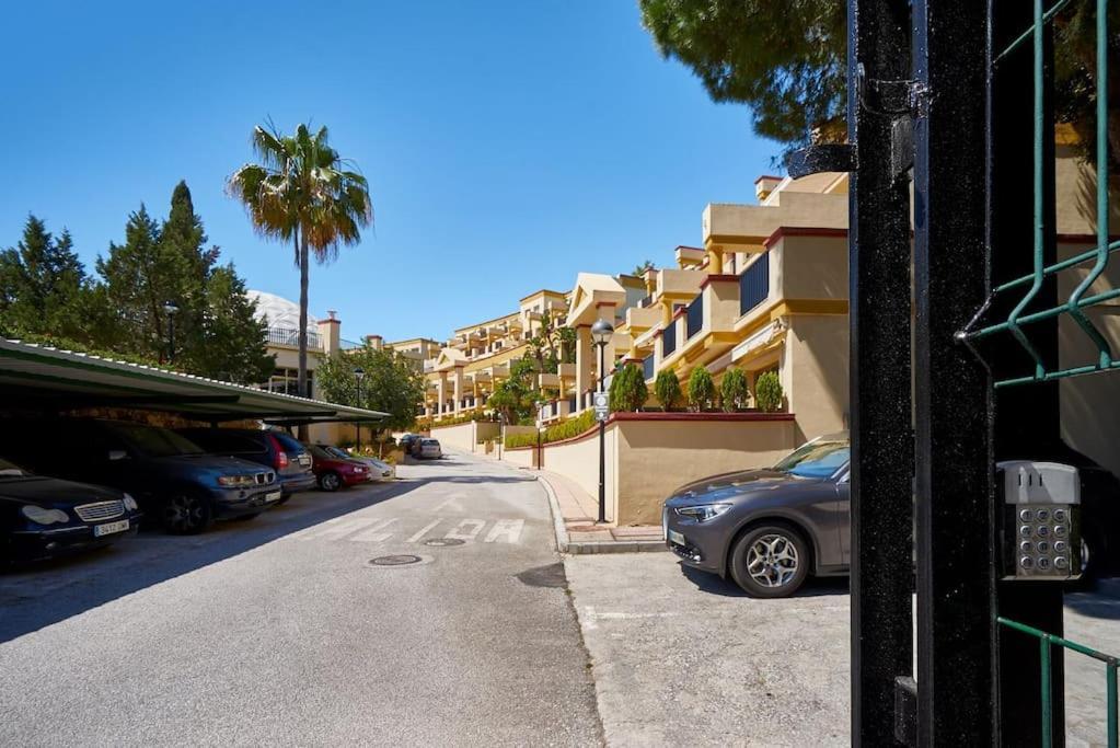 Oleholidays 244 Romana Playa Vistas Al Mar Marbella Exterior foto